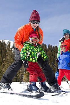 USA, Colorado, Telluride, Family skiing together