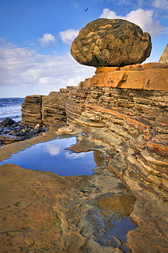 USA, California, Cabrillo National Monument, Balanced Rock