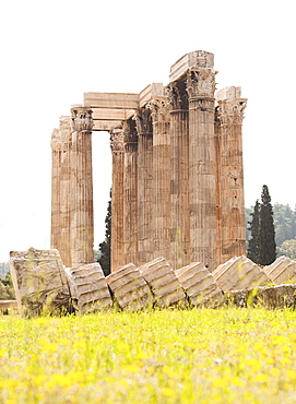 Greece, Athens, Corinthian columns of Temple of Olympian Zeus