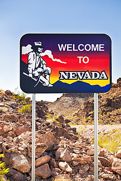 USA, Nevada, Boulder City, welcome sign to Nevada, USA, Nevada, Boulder City