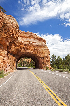 Red Arch Road, Red Arch Road (Hwy 12), Bryce Canyon National Park, Utah