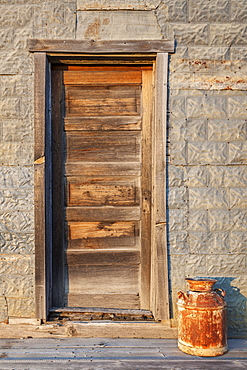 Wooden antique door, USA, South Dakota, Okaton