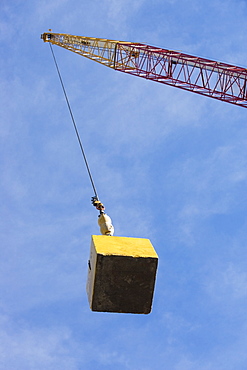 Crane hook carrying block