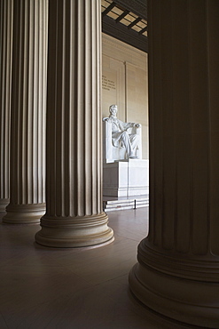 USA, Washington DC, Lincoln memorial between columns