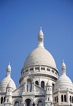 Domed building under blue sky