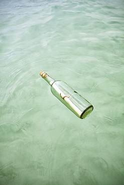 Message in bottle, Mexico, Quintana Roo, Yucatan Peninsula, Isla Mujeres