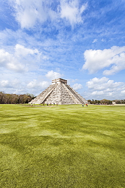 Mexico, Yucatan Peninsula, Chichen Itza, Kukulcan pyramid, Mexico, Yucatan Peninsula, Chichen Itza