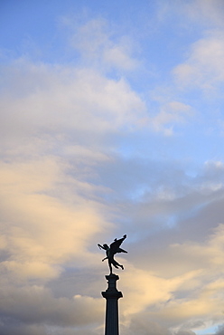 Argentina, Buenos Aires, Recoleta, Silhouette of monument, Argentina, Buenos Aires, Recoleta