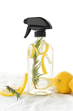 Homemade natural cleaning spray 