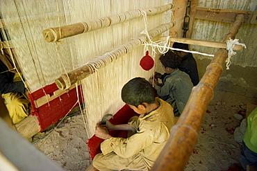 Carpet weaving, Kolon, Pakistan, Asia