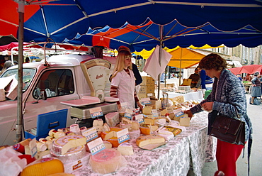 Market stall, Sarlat, Dordogne, France, Europe