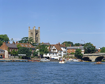 River Thames at Henley on Thames, Oxfordshire, England, United Kingdom, Europe