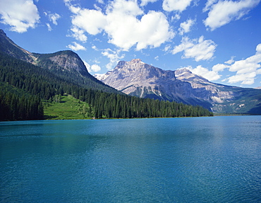 Emerald Lake, Yoho National Park, UNESCO World Heritage Site, British Columbia, The Rockies, Canada, North America