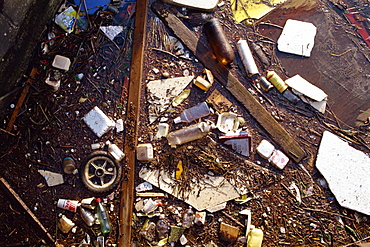 Rubbish in Gloucester Docks, England, United Kingdom, Europe