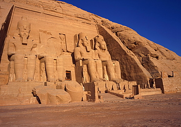 Temple of Re-Herakhte for pharaoh Ramses II, moved when Aswan High Dam built, UNESCO World Heritage Site, Abu Simbel, Nubia, Egypt, North Africa, Africa