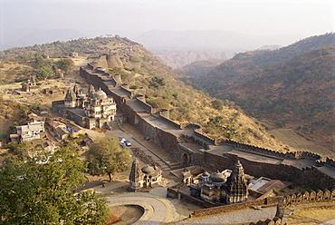 Massive fort built in 1458 AD by Rana Kumbha, Kumbhalgarh, Rajasthan state, India, Asia