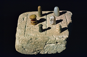 Chess board from Mohenjodaro, Karachi Museum, Pakistan, Asia