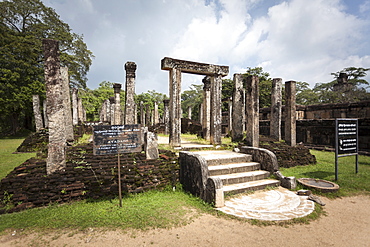 Atadage ancient ruins, Polonnaruwa, UNESCO World Heritage Site, Sri Lanka, Asia 