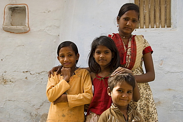 Family group of children, Udaipur, Rajasthan, India