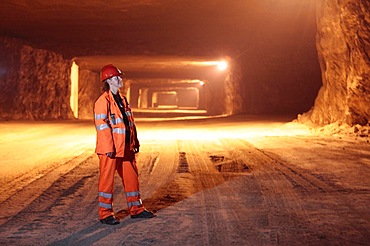 Mining grit salt is very different to the traditional image of cramped dark areas and men with pickaxes! The nature of grit salt mines mean they resemble vast caverns, up to 20 metres wide.  .