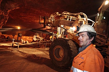 The mine uses the most sophisticated modern mining techniques to bring grit salt to the surface, including a laser guided JOY excavator and mechanical drills and lift.