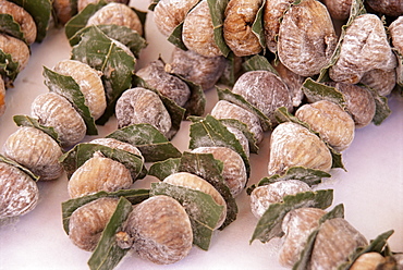 Strings of dried figs in the market, Dubrovnik, Dalmatia, Croatia, Europe