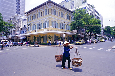 Street scene, Ho Chi Minh City (formerly Saigon), Vietnam, Indochina, Southeast Asia, Asia