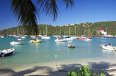 Admiralty Bay, Bequia, The Grenadines, Windward Islands, West Indies, Caribbean, Central America