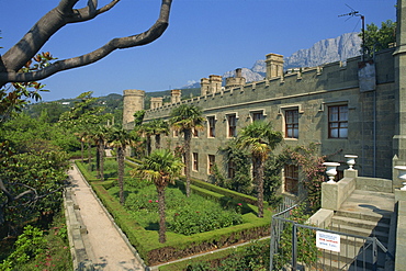 Alupka Palace, Yalta, Crimea, Ukraine, Europe