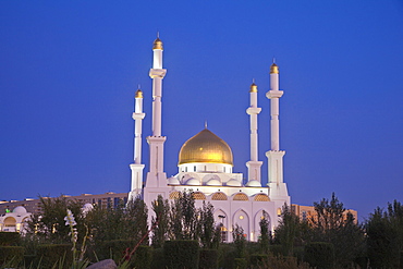 Nur Astana Mosque at twilight, Astana, Kazakhstan, Central Asia, Asia