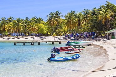 Saltwhistle Bay, Mayreau, The Grenadines, St. Vincent and The Grenadines, West Indies, Caribbean, Central America