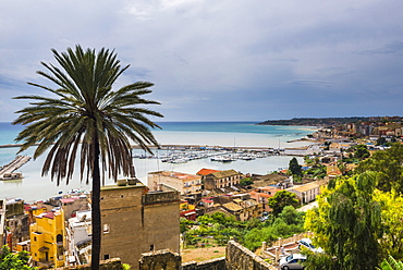 Fishing harbour in the fishing town of Sciacca, Agrigento Province, Sicily, Italy, Mediterranean, Europe