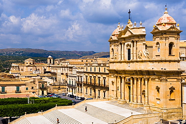 Elevated view of Noto Cathedral (St. Nicholas Cathedral), Noto, Val di Noto, UNESCO World Heritage Site, Sicily, Italy, Europe 