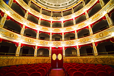Interior of Noto Theatre (Teatro Comunale Vittorio Emanuele) in Piazza XVI Maggio, Noto, Val di Noto, Sicily, Italy, Europe