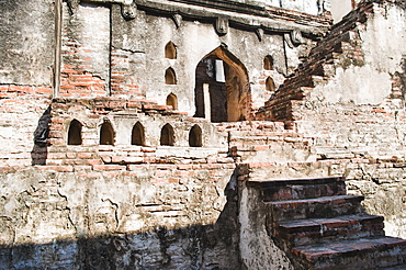 Ruins of old steps at King Narai's Palace, Lopburi, Thailand, Southeast Asia, Asia