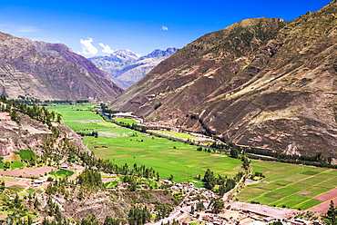 Sacred Valley of the Incas (Urubamba Valley), Andes mountains landscape, near Cusco, Peru, South America