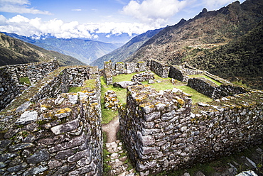 Sayacmarca (Sayaqmarka) Inca ruins, Inca Trail Trek day 3, Cusco Region, Peru, South America