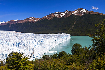 Perito Moreno Glaciar, Los Glaciares National Park, UNESCO World Heritage Site, near El Calafate, Patagonia, Argentina, South America