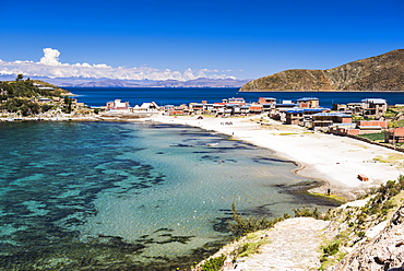 Beach at Challapampa village, Isla del Sol (Island of the Sun), Lake Titicaca, Bolivia, South America