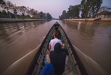 Tourists on a boat on Inle Lake, Nyaungshwe, Shan State, Myanmar (Burma), Asia