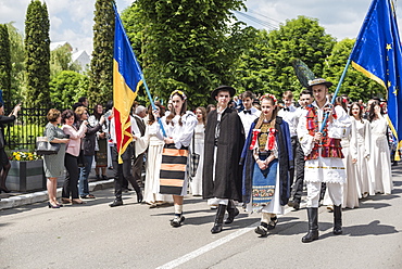 Traditional Clothes of Romania Festival, Nasaud, Transylvania, Romania, Europe