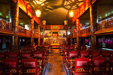 Performance hall in Hue Citadel, The Imperial City of Hue, UNESCO World Heritage Site, Vietnam, Indochina, Southeast Asia, Asia