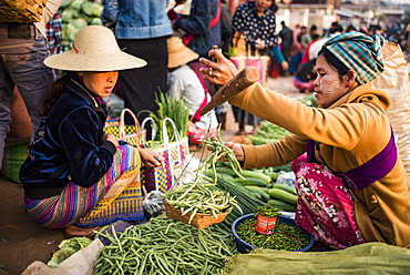 Pindaya food market, Shan State, Myanmar (Burma), Asia