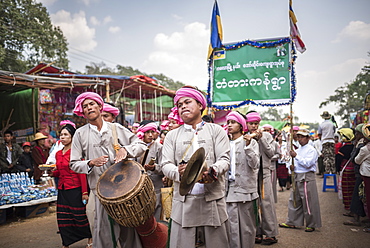 Pindaya Cave Festival, Pindaya, Shan State, Myanmar (Burma), Asia