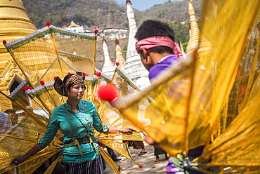 Pindaya Cave Festival, Pindaya, Shan State, Myanmar (Burma), Asia