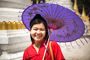 Pindaya Cave Festival, Pindaya, Shan State, Myanmar (Burma), Asia