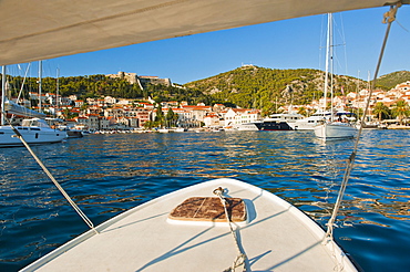 Boat trip returning to Hvar Town, Hvar Island, Dalmatian Coast, Adriatic, Croatia, Europe 