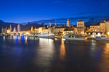 Trogir town and boat docks at night, Trogir, Dalmatian Coast, Adriatic, Croatia, Europe 