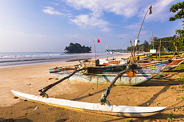 A fishing boat on Weligama Beach, South Coast of Sri Lanka, Indian Ocean, Asia