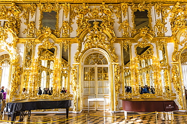 Interior view of the opulence in the Great Hall of the Catherine Palace, Tsarskoe Selo, St. Petersburg, Russia, Europe